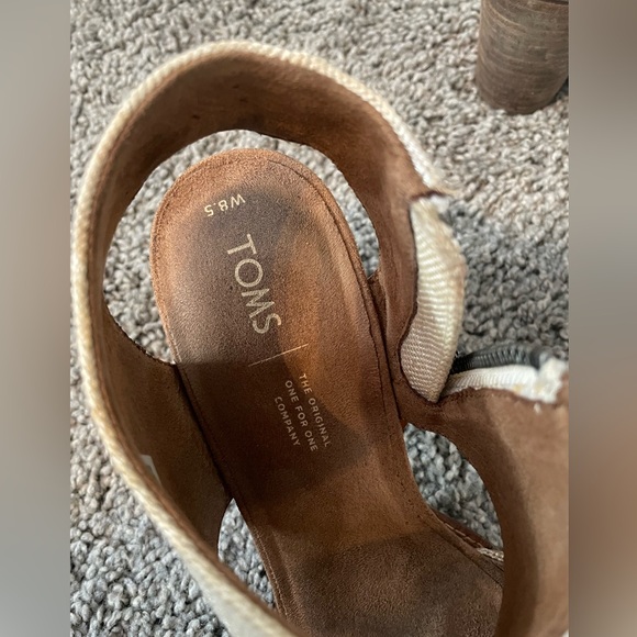 Toms Majorca Cut Out High Heel Sandals - Picture 4 of 6